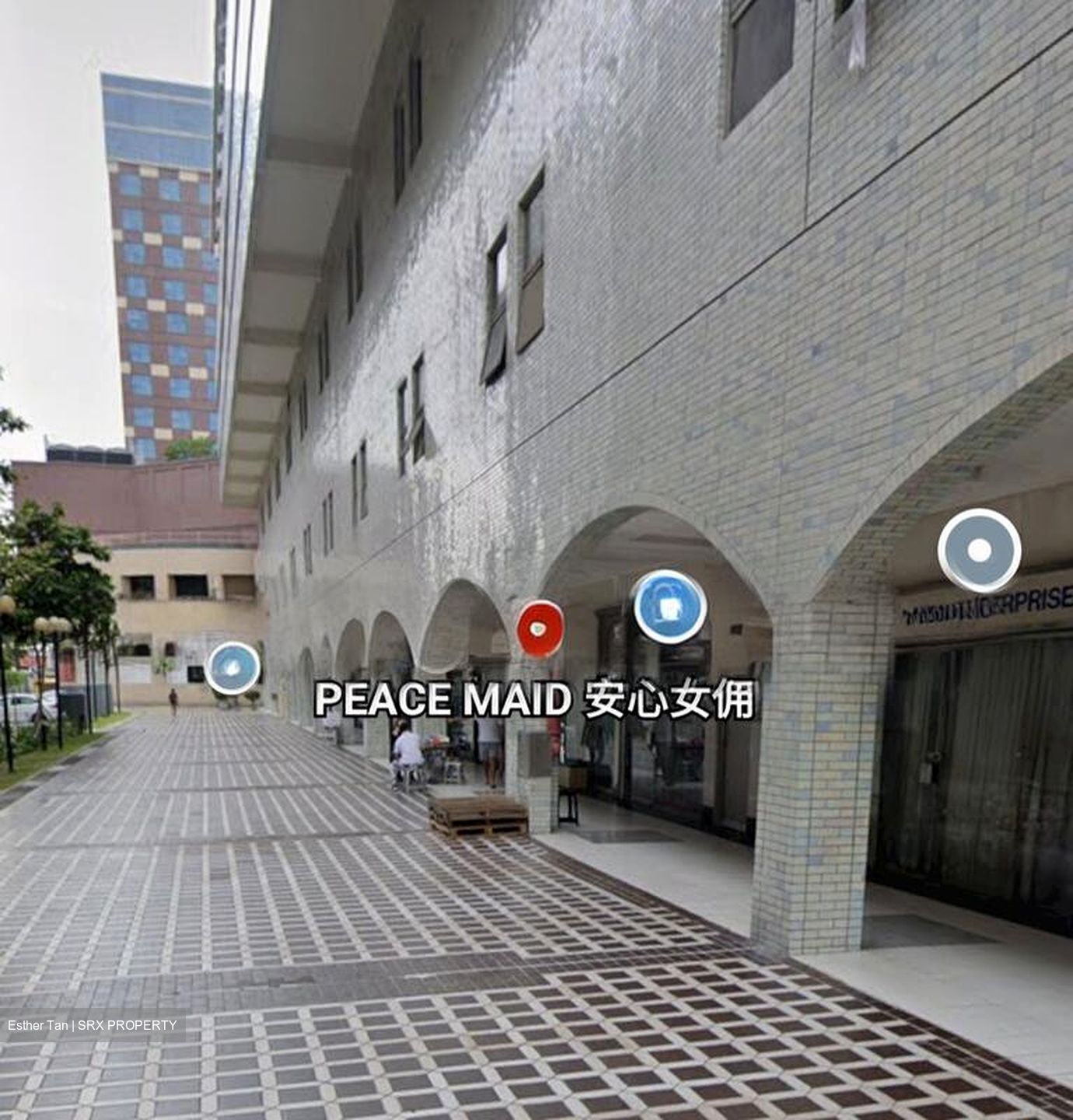 Roxy Square (D15), Retail #500534601
